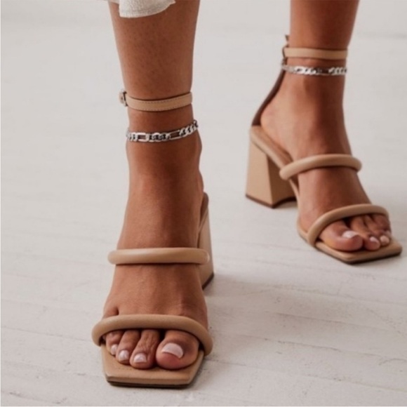 NEW Free People Parker Chain Heel Natural 39.5 - Picture 1 of 15